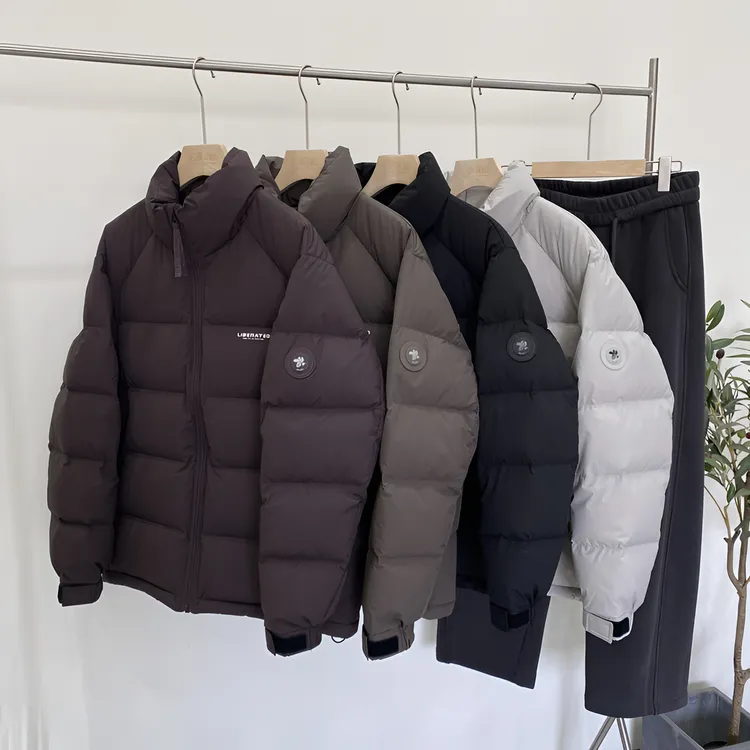 男士超轻立领羽绒服2025冬季新款青年流行短款修身保暖90鸭绒外套