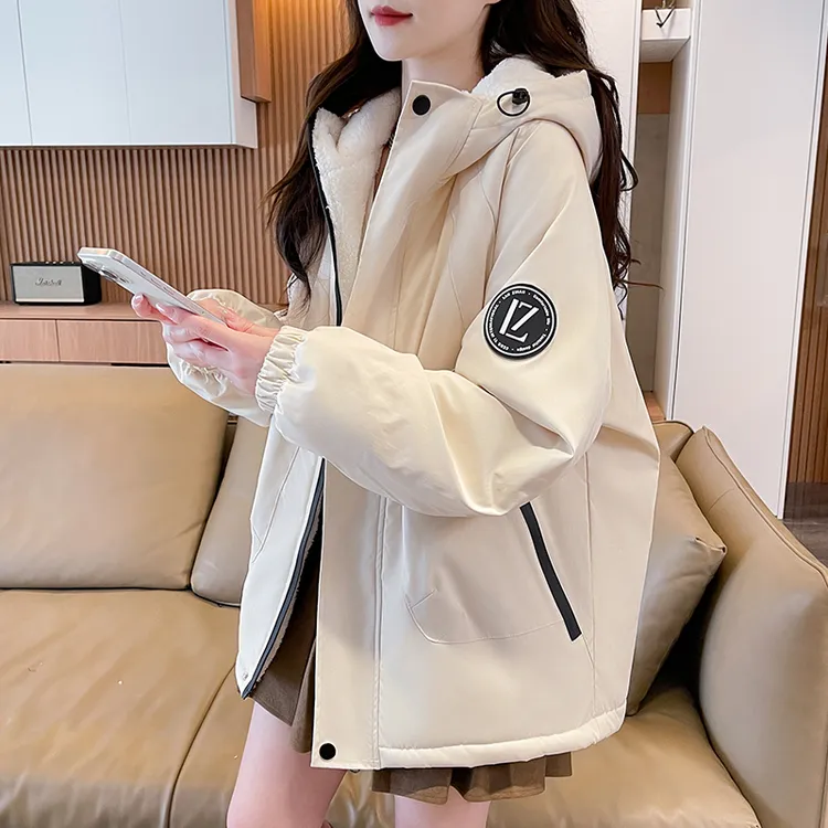 学生休闲加绒冲锋衣秋冬新款初高中生女孩加厚保暖派克服过冬外套