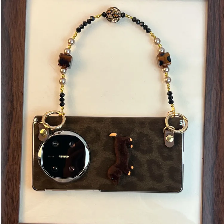 品申原创棕色豹纹腊肠狗配饰手提链条适用华为matex6折叠手机壳