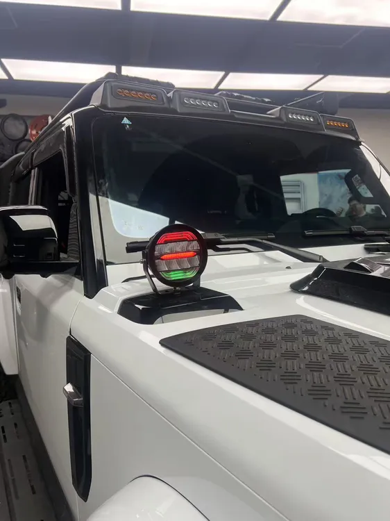 奇瑞iCAR V23改装A柱射灯无损改装越野车探照灯AUX控制辅助灯神器