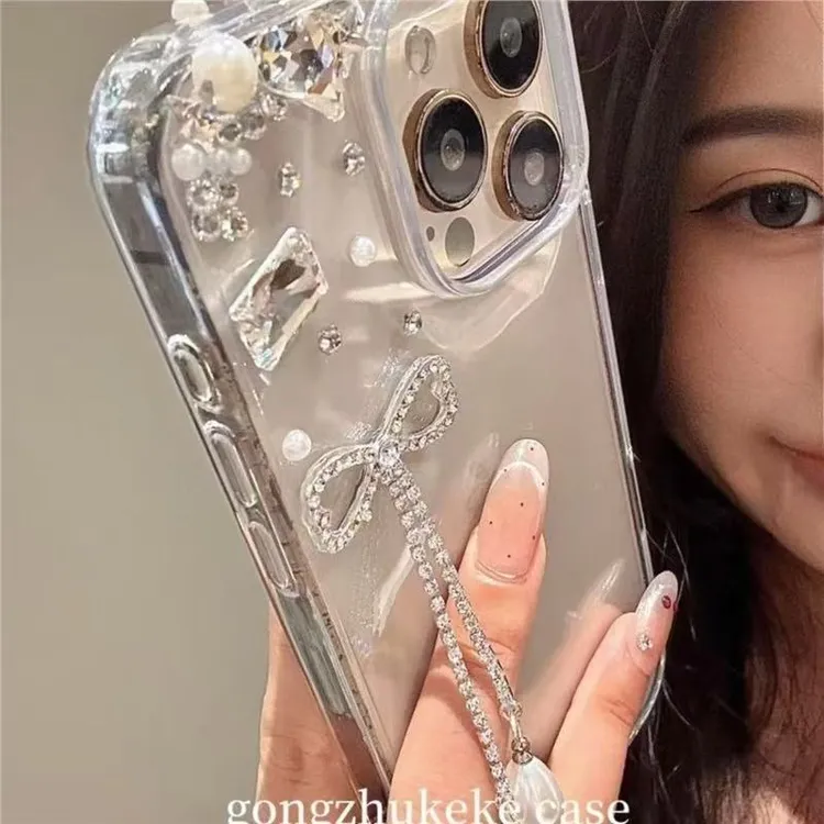 高级感ins轻奢闪钻蝴蝶结适用于iPhone16Promax手机壳苹果不发黄