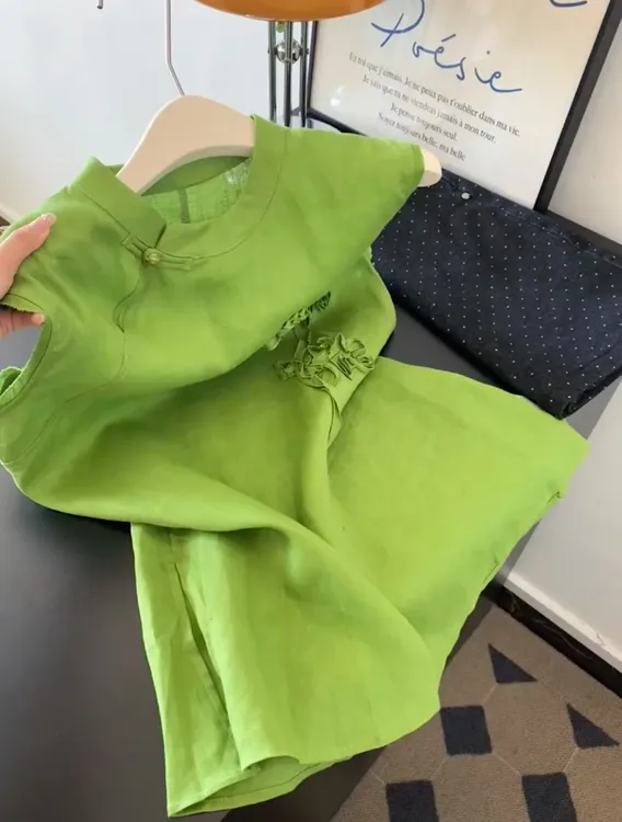 2025新款新中式国风无袖衬衫女夏季宽松显瘦中长款立体花朵上衣