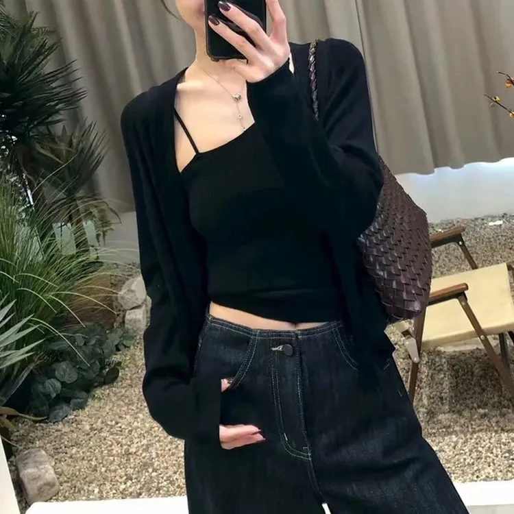 纯欲慵懒风上衣女早秋百搭显瘦时尚气质长袖针织开衫吊带两件套