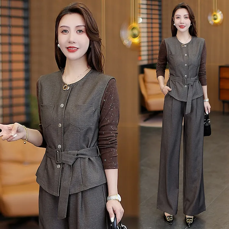 时尚套装女2025秋季新款洋气显瘦圆领马甲打底衫阔腿裤三件套潮