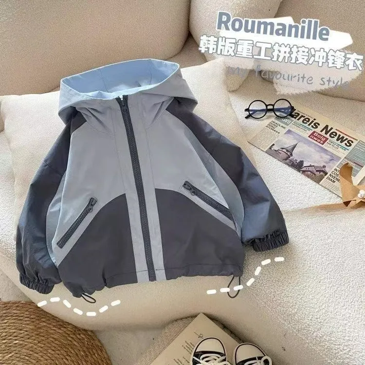 儿童冲锋衣2025新款男童春装薄款徒步外套风衣宝宝春秋季上衣夹克