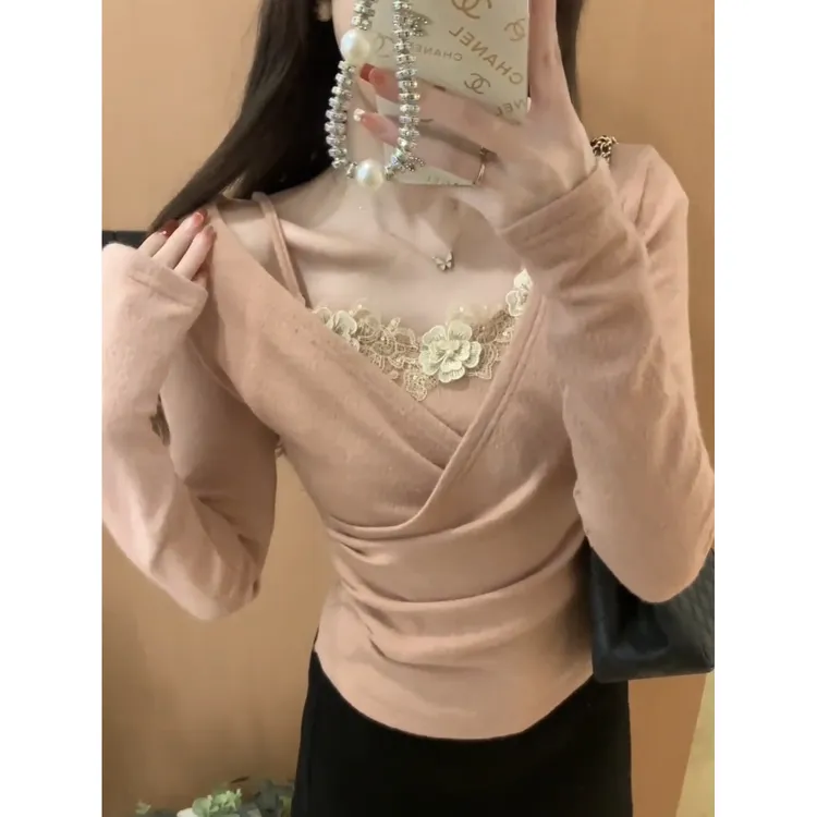 法式重工蕾丝花朵长袖t恤女秋冬新款内搭别致绝美收腰打底衫上衣