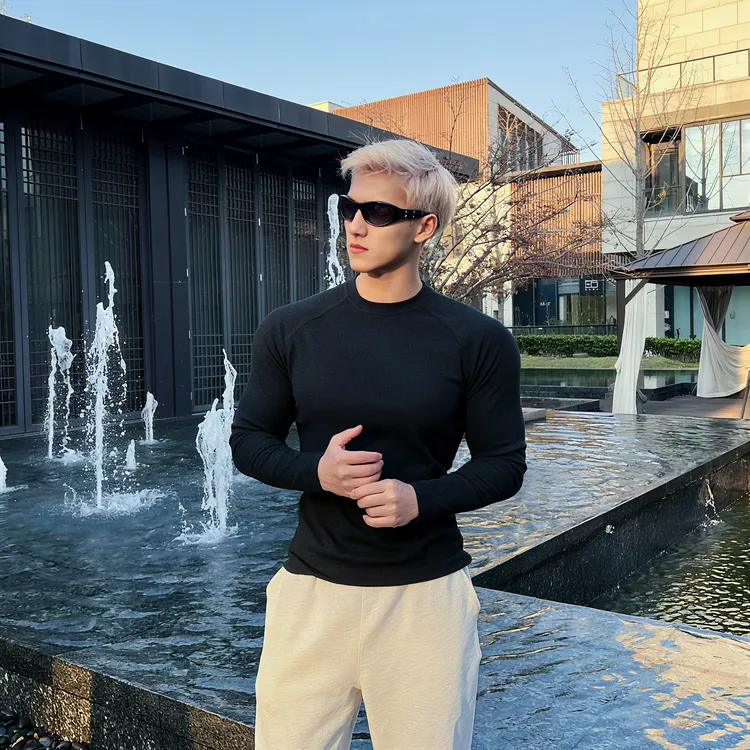 AOBOYUAN美式修身型双面德绒运动弹力锁温修身圆领半高领长袖