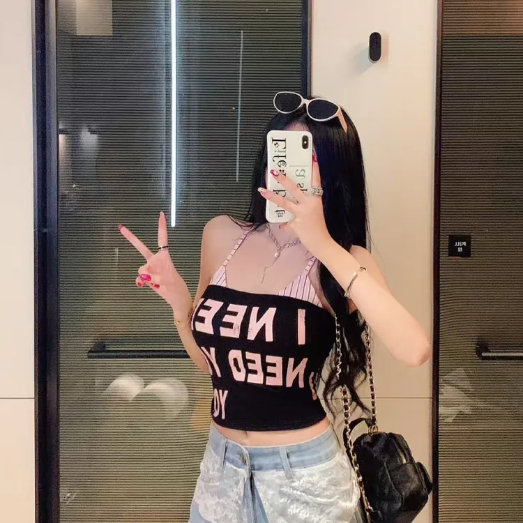 【美式辣妹真两件】美式设计感印花无袖弹力抹胸上衣条纹挂脖