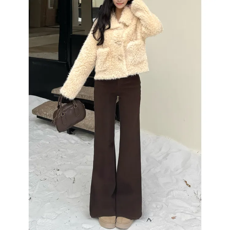 美拉德棕色中高腰微喇牛仔裤女秋季美式修身显瘦直筒喇叭马蹄裤潮