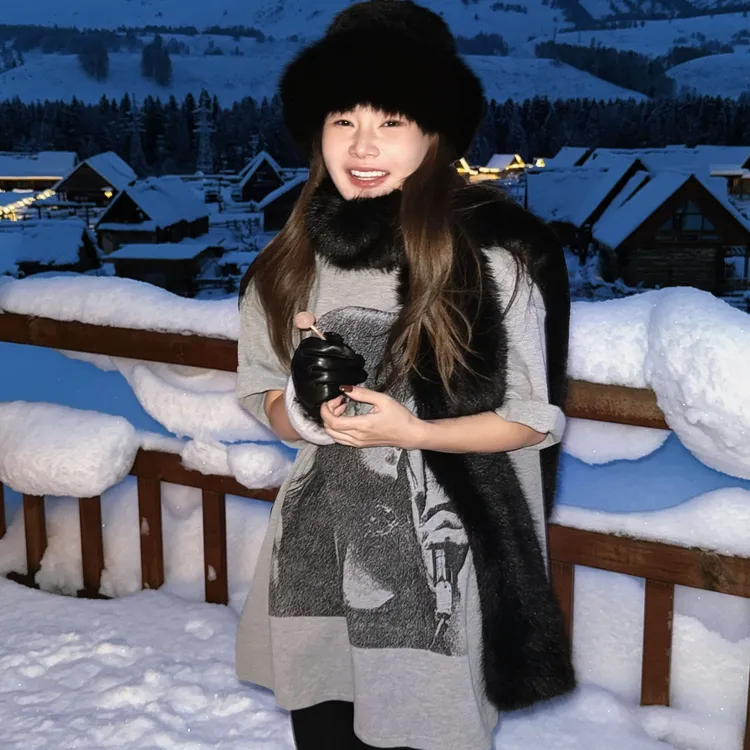 【CHUMINGMING】【默像】人像T恤LX2597