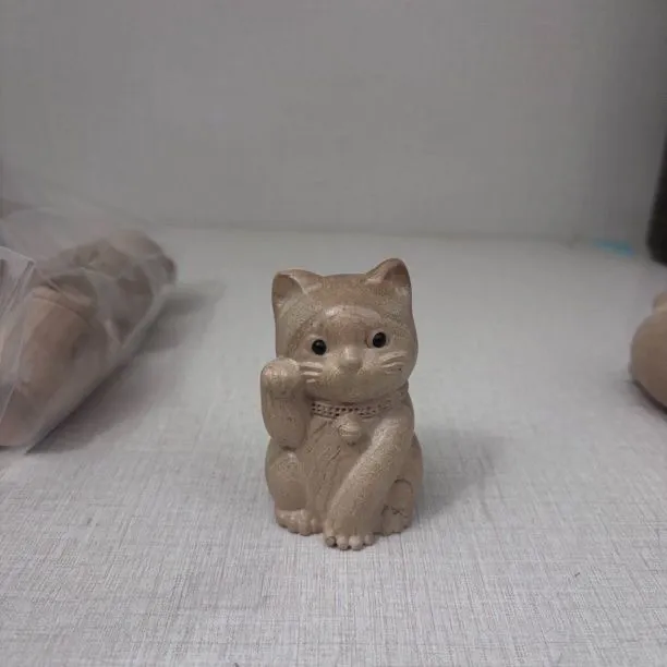 景区旅游车载饰品桃木精雕招财猫摆件桃木手把件