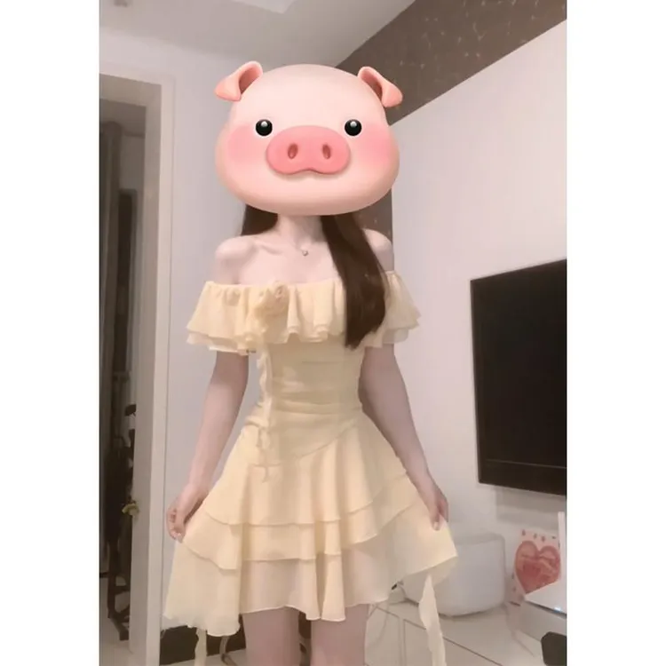 一字领连衣裙2025夏季新款法式气质荷叶边不规则收腰显瘦花朵裙子