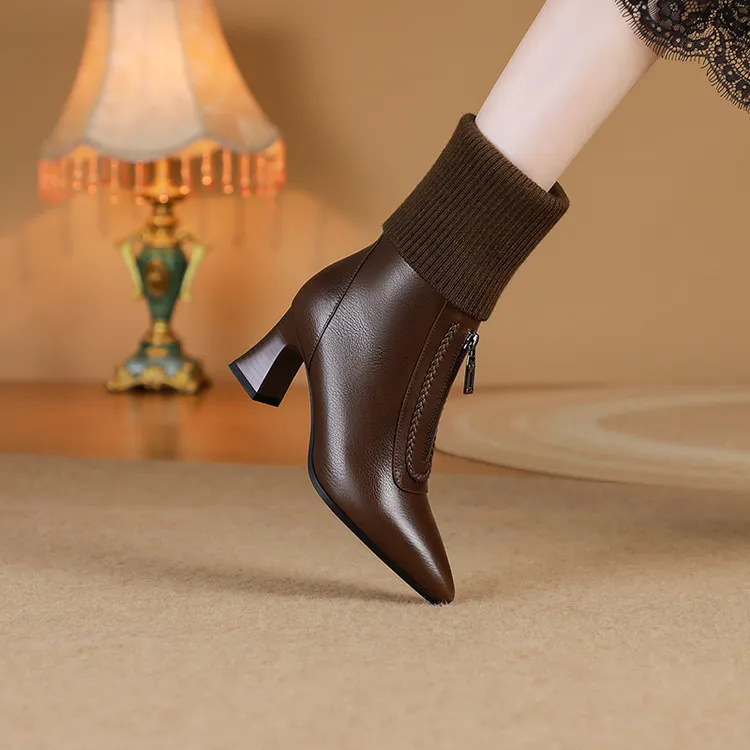 WL手工牛皮9995尖头粗跟34-42秋冬新款袜靴手工真皮女鞋时尚女靴