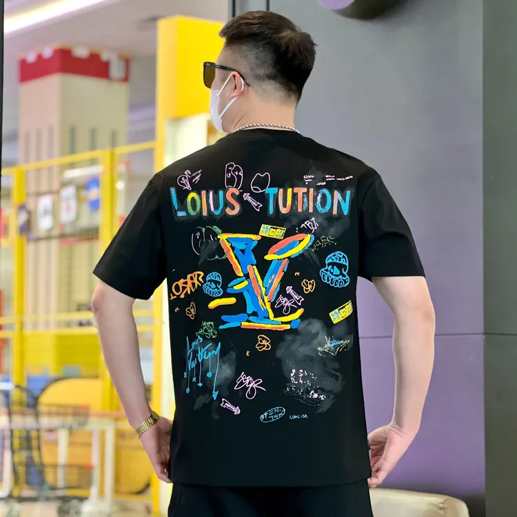 2026年春夏季新款潮流百搭炫彩涂鸦植绒短袖休闲微宽松情侣半袖男