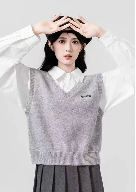 长袖学院风宽松型正肩袖毛针织衫长袖衬衫拼接马甲百搭极简风毛衣