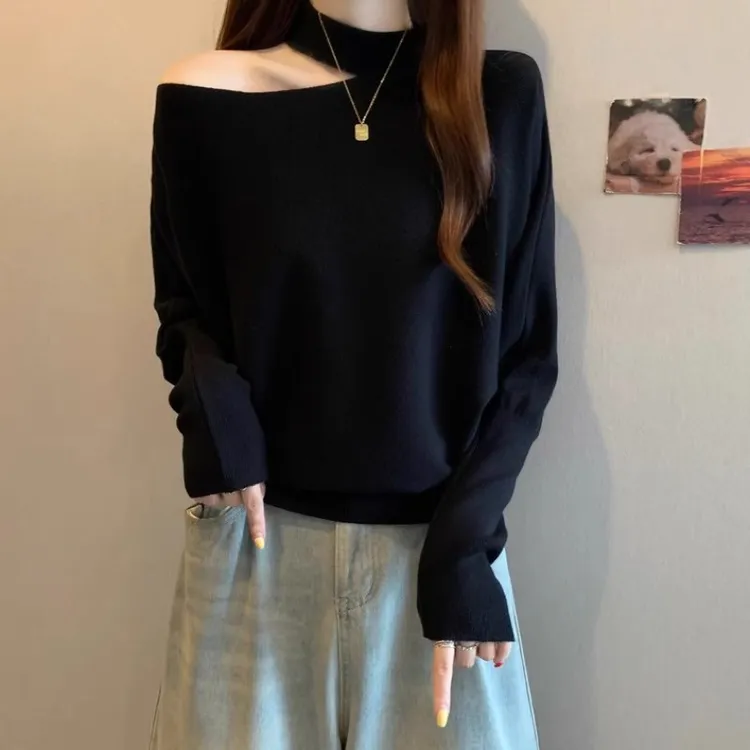 大码胖mm法式挂脖镂空针织衫女秋冬设计感遮肚子显瘦百搭露肩毛衣