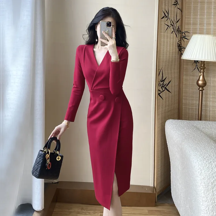 法式气质上班族女装修身长袖V领连衣裙秋季设计感小众上档次裙子