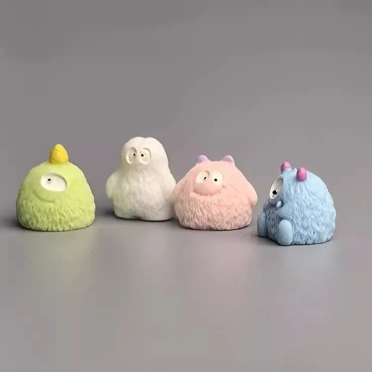 微景观卡通可爱创意小毛怪动物摆件娃屋家居装饰品桌面汽车小摆件