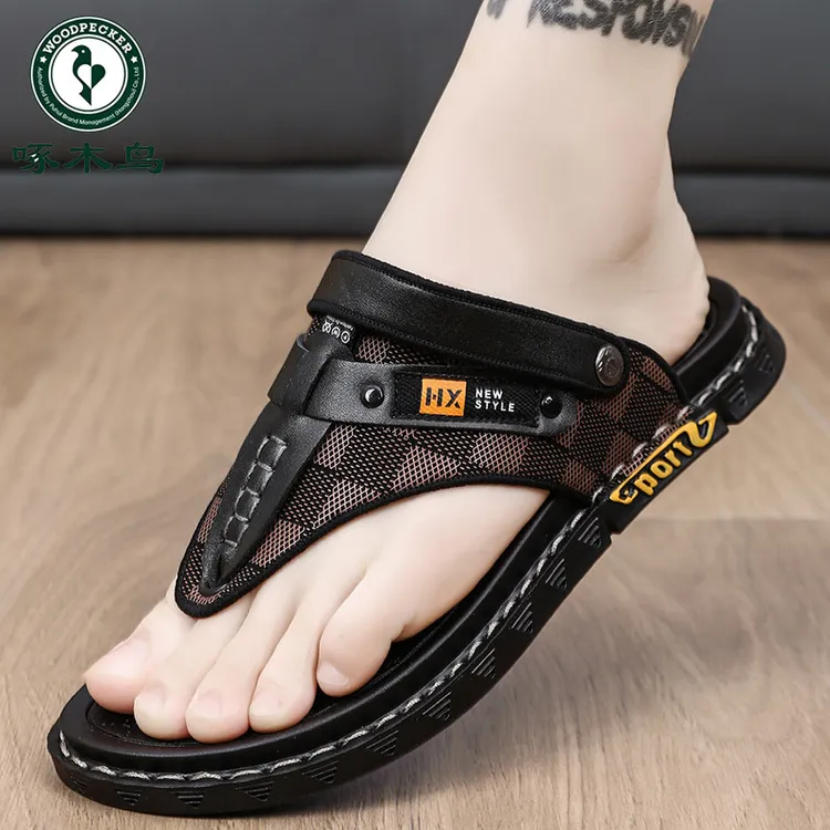 啄木鸟皮凉鞋男款夏季新款两用开车凉拖鞋休闲运动沙滩外穿人字拖