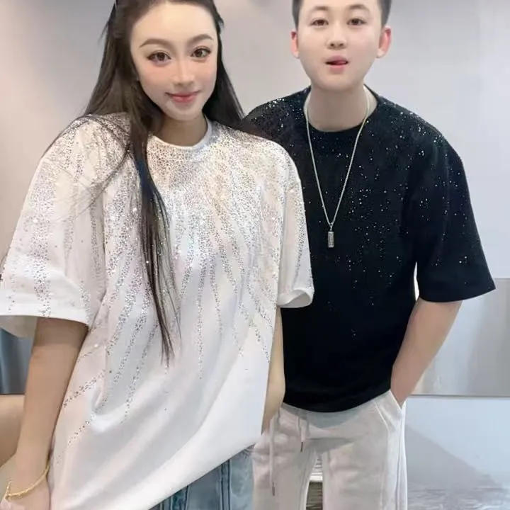 A.M艾墨儿女款2025年重工欧货烫钻款可情侣款女款体恤