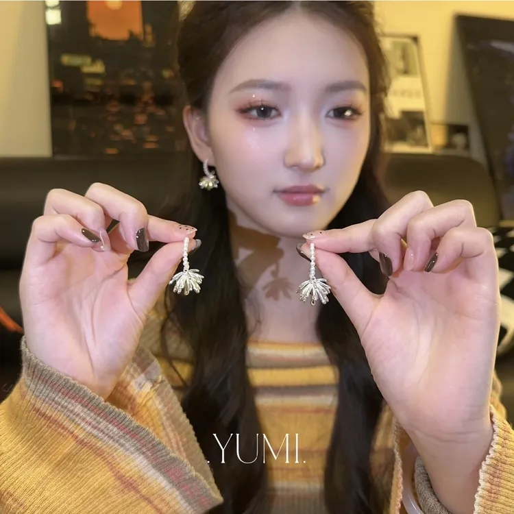 铜合金耳饰 超仙烟花珍珠耳钉～高级轻奢氛围感耳环小众百搭耳饰