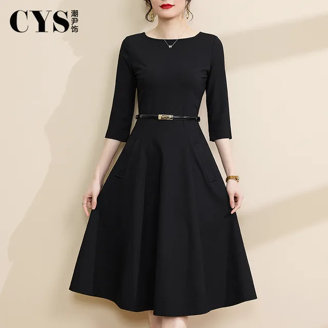 黑色高级感赫本风连衣裙女2025秋季新款气质收腰显瘦大摆过膝裙子