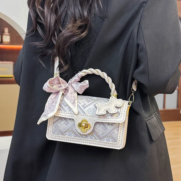 diy材料套l手工缝制中式非遗壮锦刺绣国风小方包女单肩送朋友礼物