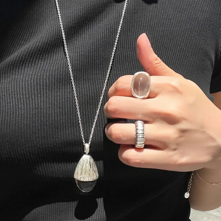 黄铜项链 轻奢设计感松果项链小众时尚高级感个性设计长款毛衣链