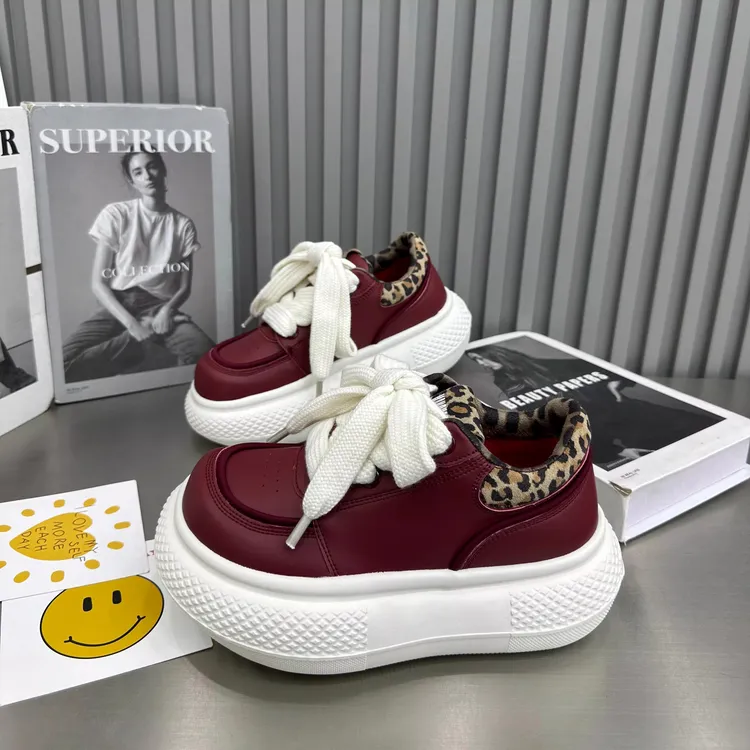 时尚热门爆款大头丑萌面包鞋轮胎厚底轻便休闲小白鞋豹纹边女鞋潮