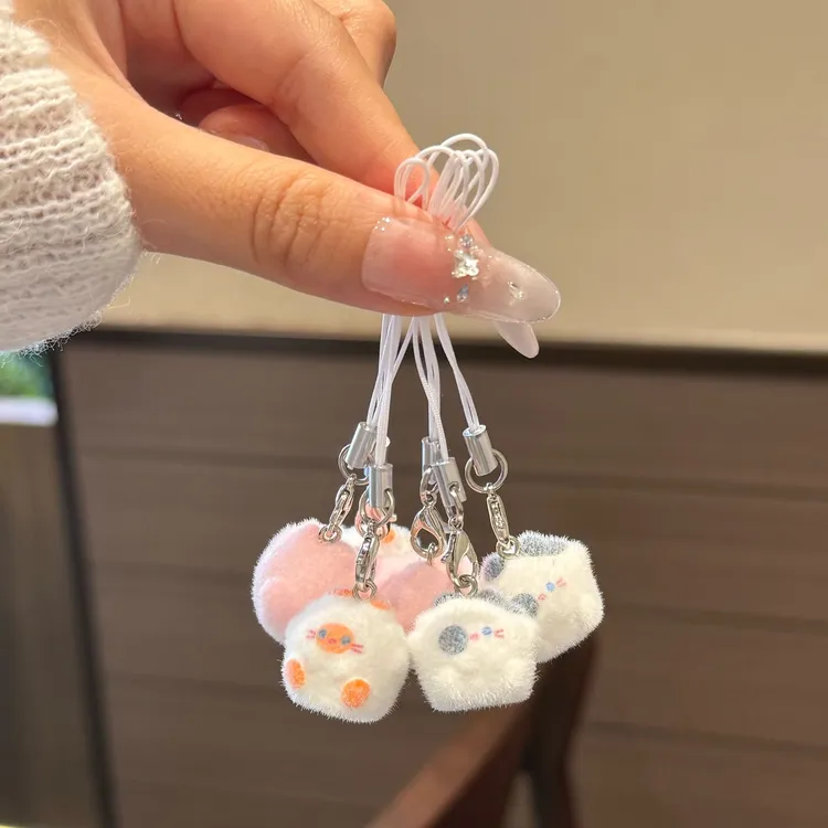可爱卡通猫咪植绒立体挂件包包手机链ins风百搭款闺蜜情侣款挂饰