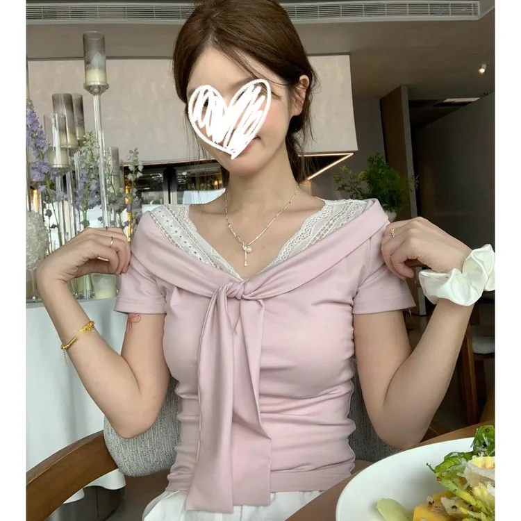 大码胖mm蕾丝拼接V领短袖t恤女夏季蝴蝶结绑带小众设计感正肩上衣