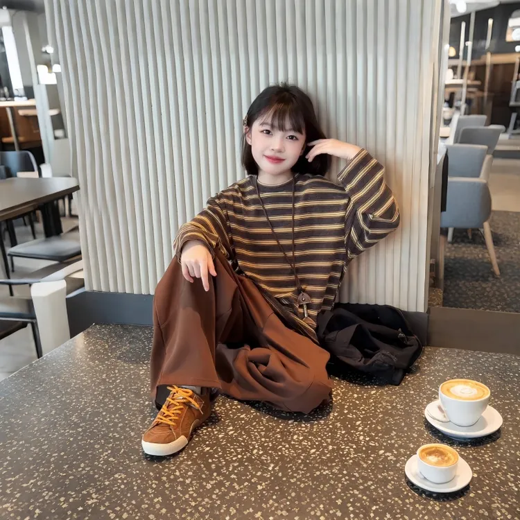 女童春秋季套装2025新款洋气儿童条纹卫衣小女孩阔腿裤两件套潮酷