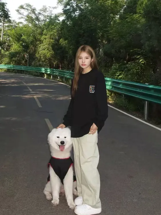 美式潮牌字母长袖t恤女秋季宽松慵懒风设计感小众初秋上衣情侣装