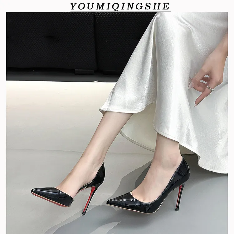 高跟鞋女2025爆款洋气新款不累脚高级感气质网红裸色细跟尖头单鞋