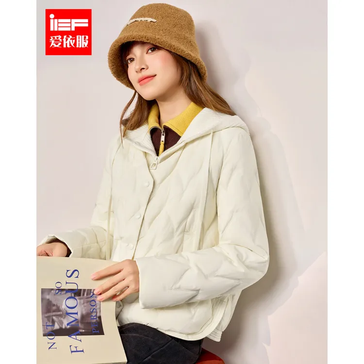 IEF/爱依服2025冬季新款韩版菱格设计通勤气质百搭保暖轻羽绒外套