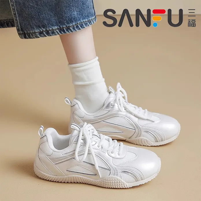 三福软底小白鞋女款爆款2025夏季新款德训鞋高级感运动鞋透气女鞋