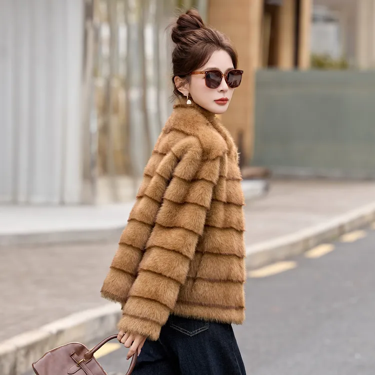 设计感洋气环保皮草2025冬季新款水貂龙猫翻领毛毛外套短款女