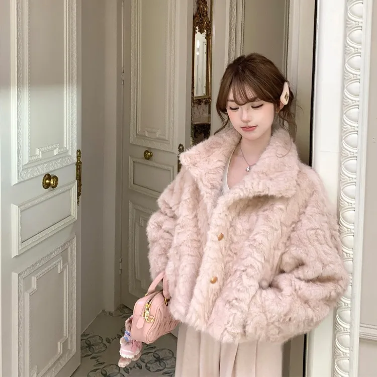 初梦月光书冬季立领翻领短款环保毛毛外套加厚皮毛一体女