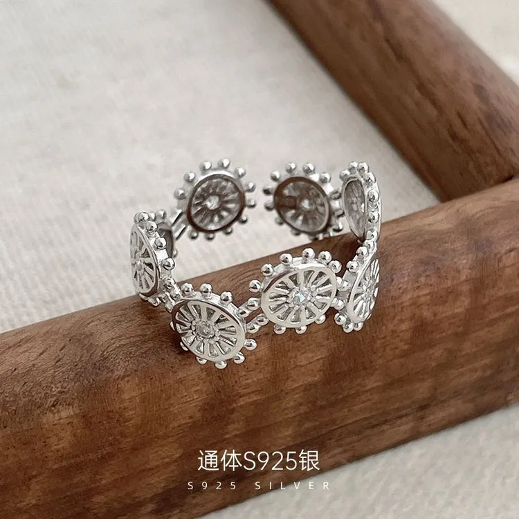 925银合成锆石戒指 复古蕾丝镂空摩天轮简约银戒指女士高级感指环