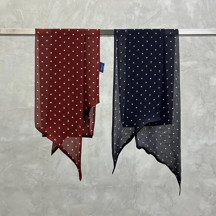 清风集经典赫本风真丝波点印花丝巾飘带俏皮波点斜角丝巾百搭复古