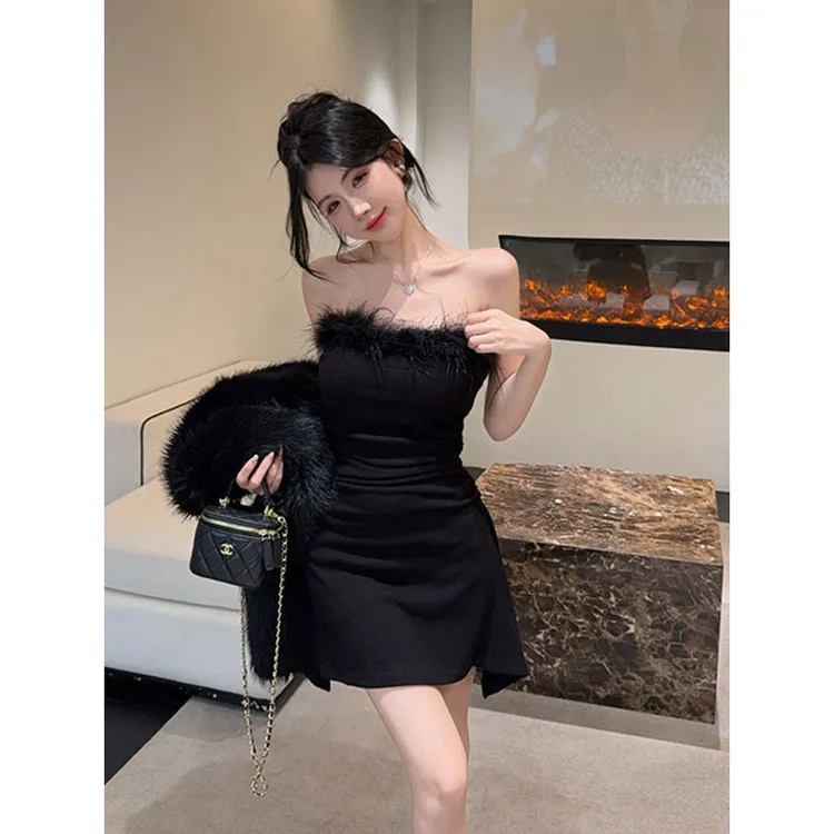 纯欲抹胸式褶皱收腰不规则鱼尾包臀显瘦辣妹连衣裙带胸垫秋季女装