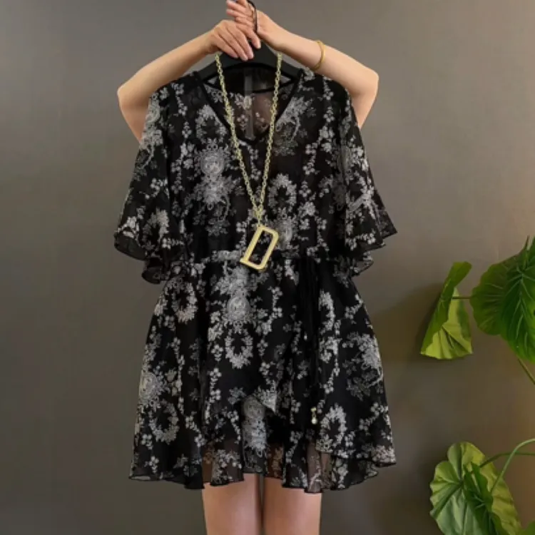 V领气质微透凉爽宽松显瘦雪纺衫