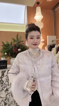 【洋洋精选】2025冬季新款百搭时尚气质国风短款新国标90绒羽绒服