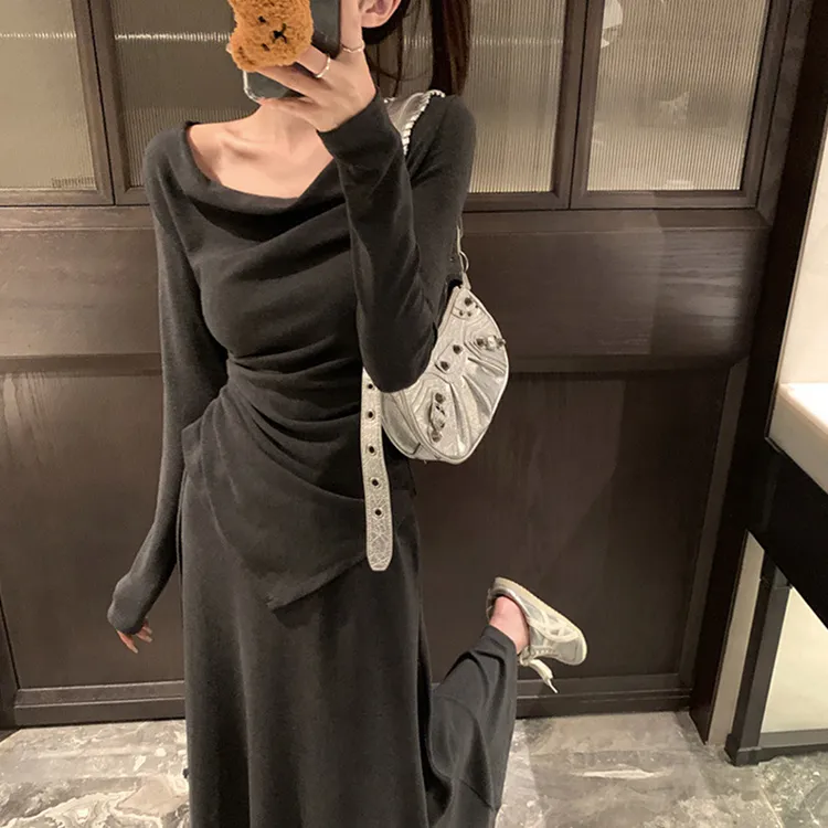 显瘦荡领一字肩长袖T恤不规则上衣垂感半身千金清冷感贵系衣服