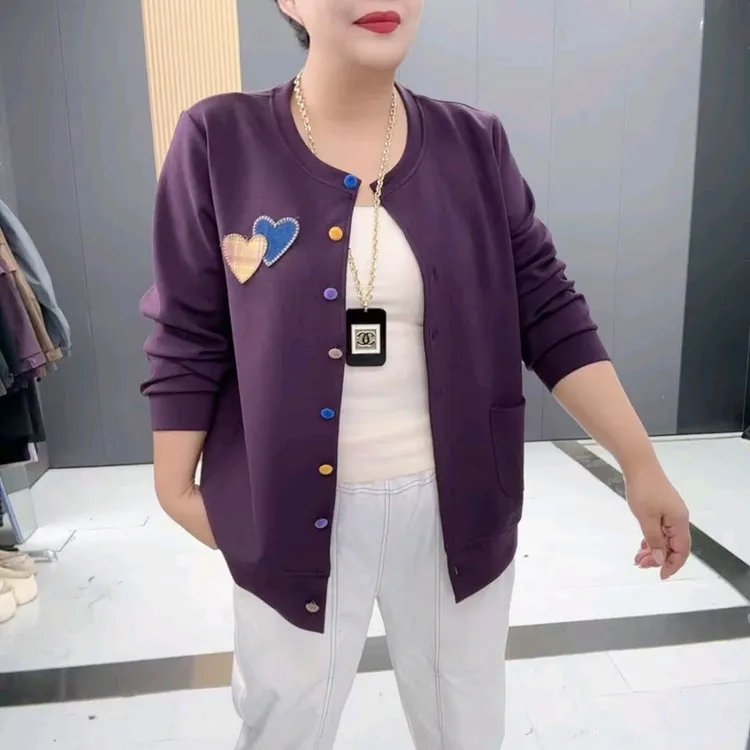 秋季新款大码女装圆领彩扣爱心洋气长袖开襟上衣外套3189