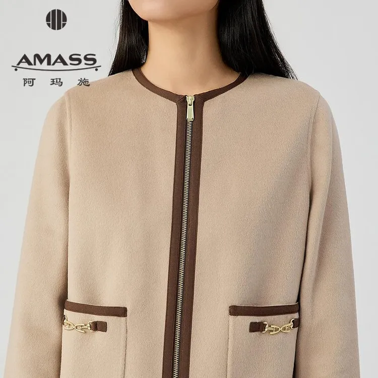 阿玛施AMASS 秋冬新款老钱风随性短款拉链羊毛呢小香风外套540022