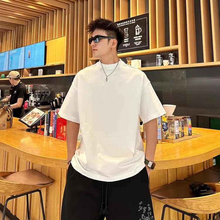极简纯棉时尚宽松个性磨毛领标设计夏季新款宽松透气男女同款T恤