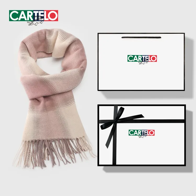 CARTELO/卡帝乐鳄鱼围巾女士冬季高级感披肩2025新款韩版保暖围脖