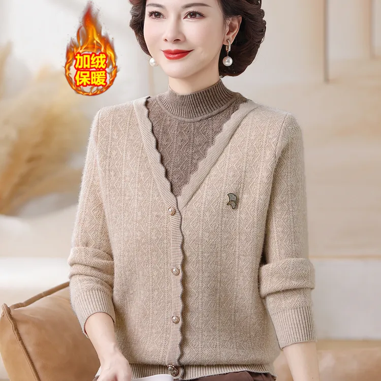 妈妈毛衣女秋冬半高领加绒加厚秋季内搭打底衫中老年女装洋气上衣