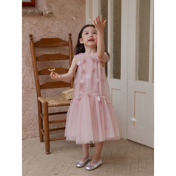 女童裙子夏季新款2025洋气儿童夏装订花结无袖公主连衣裙背心超仙